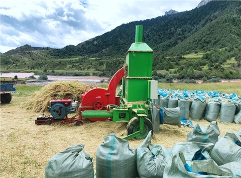 柴油機(jī)秸稈打包機(jī)